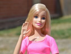 Menelisik Sejarah Boneka Barbie, Bukan Sekadar Boneka Biasa!