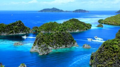 Menarik Banyak Pengunjung! Ini Ragam Destinasi Wisata di Papua Barat Daya