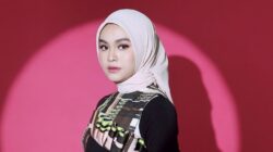 Salma Salsabil Juara Indonesian Idol Musim ke-12.