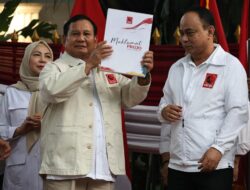Prabowo Kabarkan akan Mendaftar ke KPU pada Hari Terakhir