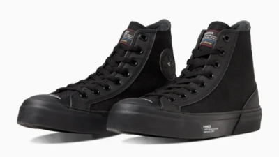 Kolaborasi dengan Converse, G-Shock akan Luncurkan Sneaker Full Black