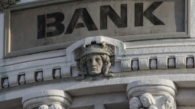 Menilik Perbedaan antara Bank Konvensional dengan Syariah