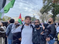 Vokalis RATM, Zack de la Rocha Ikut Aksi Bela Palestina di Amerika Serikat
