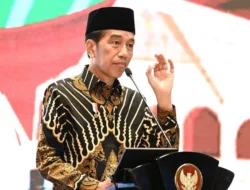 Bikin Gaduh, Jokowi Klarifikasi Pernyataannya soal Presiden Boleh Memihak dan Ikut Kampanye