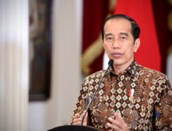 Presiden Jokowi Tiba di Riyadh Hadiri KTT Luar Biasa OKI Bahas Krisis Gaza