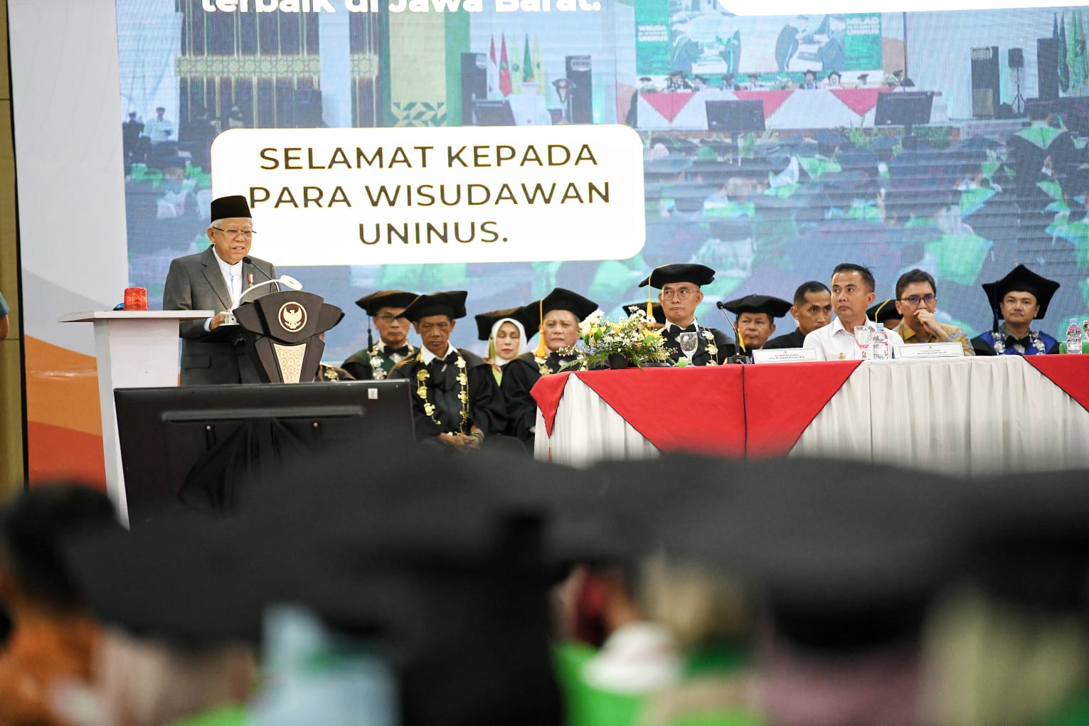 Bey Machmudin Dampingi Kunker Wapres RI di Bandung Wapres Amin beri orasi ilmiah di Uninus