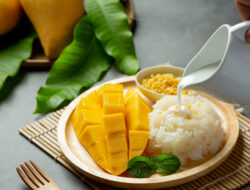 Musim Mangga, Yuk Eksekusi Resep Mango Sticky Rice ala Thailand yang Mendunia