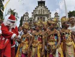 5 Tradisi Perayaan Natal yang Unik di Indonesia yang Penuh Makna