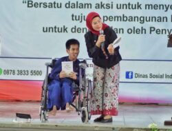 Hari Disabilitas Internasional, Bupati Indramayu Beri Alat Bantu hingga Kursi Roda