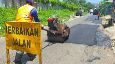 Akses Jalan Wisata di Cihideung Rusak, Disparbud KBB Sudah Usulkan Perbaikan