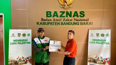 UPZ Yayasan Nurul Mukhtariyah Serahkan Donasi untuk Palestina ke Baznas KBB