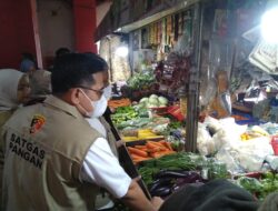 Jelang Libur Nataru, Satgas Pangan Cek Harga Komoditas di Pasar Atas Baru Cimahi