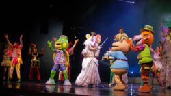 Spesial Show “The Adventure of Zoocrew and The Lonely Monster” di Trans Studio Bandung.