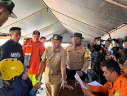 Pj Bupati Subang Pastikan Bantuan Logistik untuk Korban Longsor Tercukupi