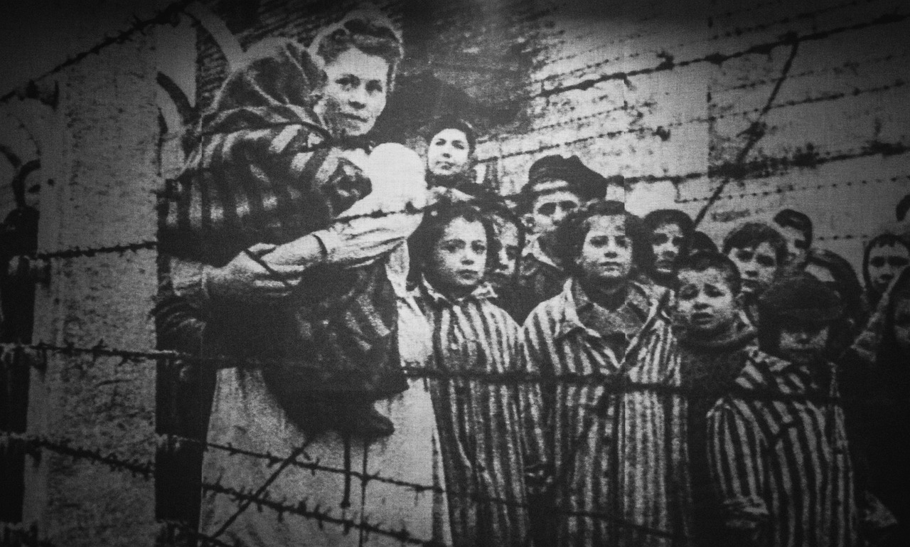 27 Januari Hari Holocaust Internasional