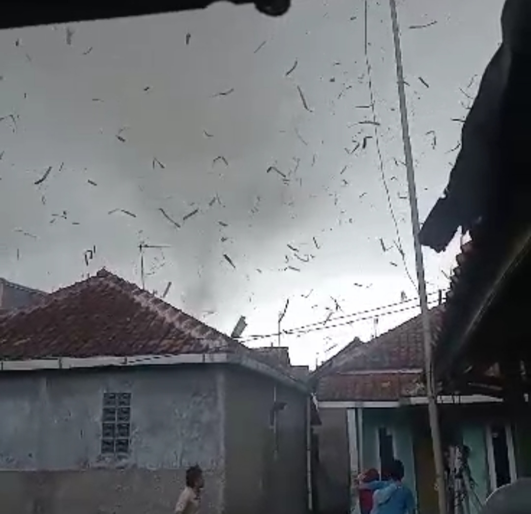 Jumlah Rumah Rusak Terdampak Angin Puting Beliung di Rancaekek