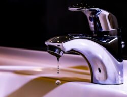 10 Tips Menghemat Air Sehari-hari yang bisa Dipraktikkan di Rumah!