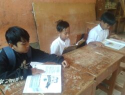 Potret Suram Pendidikan di KBB: Fasilitas SDN Cibungur Kelas Jauh Memprihatinkan, Hanya Memiliki 3 Orang Guru