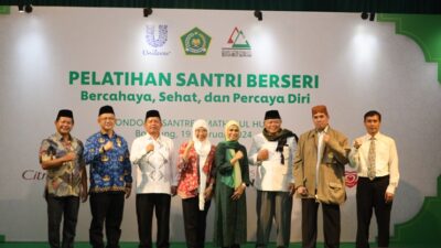 Gandeng Lifebouy, Kemenag Tingkatkan Perilaku Hidup Bersih dan Sehat di Pondok Pesantren Mathla’ul Huda Bandung