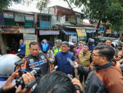 Pemkot Bandung Siasati Kemacetan di Pasar Kordon