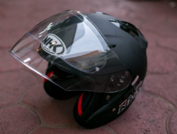 5 Rekomendasi Helm Half Face untuk Temani Perjalanan Mudik Biar Makin Safety