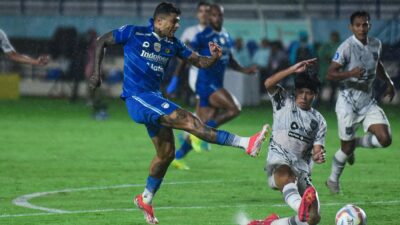 Hasil Pertandingan Persib VS Borneo FC: Duo Samba Bawa Maung Bandung Tutup Laga Kandang Terakhir dengan Kemenangan