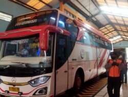 Armada Bus yang Layani Pemudik Lebaran Jalani Pemeriksaan Ramp Check