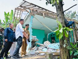 Bencana Pergerakan Tanah di Kampung Sukajadi Cianjur, Bey Machmudin Minta PVMBG Segera Lakukan Asesmen