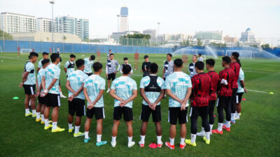 Timnas Indonesia U-23 Jalani Latihan TC Pertama di Dubai, STY Fokus Membangun Kekompakan Tim