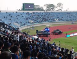Rombongan Tim Bali United Tiba di Jalak Harupat dengan Menggunakan Rantis, Langsung Disoraki Bobotoh
