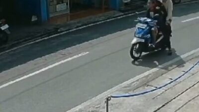 Seorang Bocah di Cimahi Jadi Korban Perampasan Motor, Wajah Pelaku Terekam Jelas CCTV