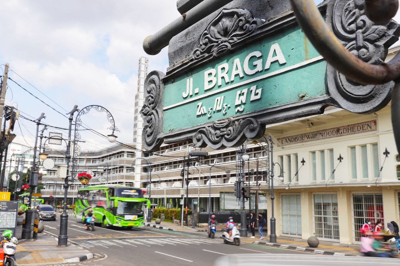 Bandung Braga Free Vehicle