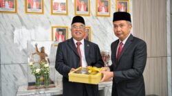 bey Wisuda Purnabakti Ketua Pengadilan Tinggi Bandung