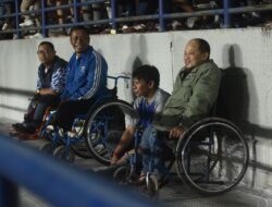 Dukungan Bobotoh Difabel di Stadion SJH antar Persib ke Final