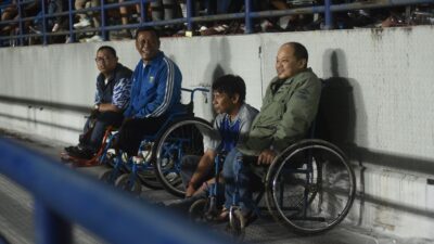 Dukungan Bobotoh Difabel di Stadion SJH antar Persib ke Final